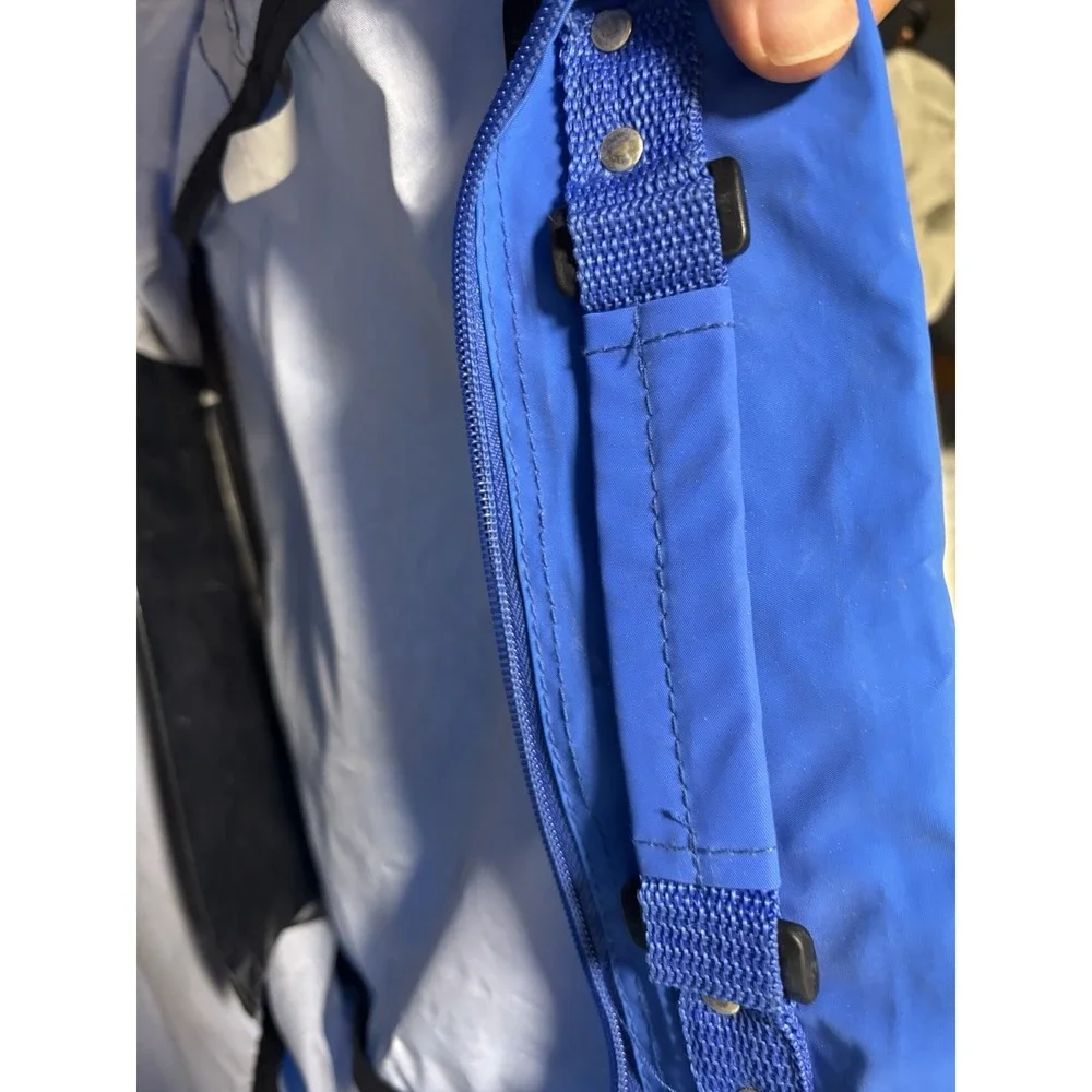 VTG trafalgar travel vacation bag blue nylon rainbow school academia colorful‎